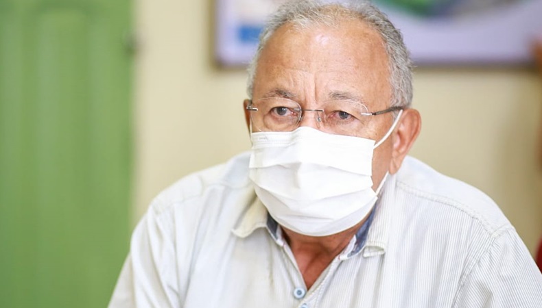 Dr. Pessoa aciona COE para discutir retorno da obrigatoriedade do uso de máscara
