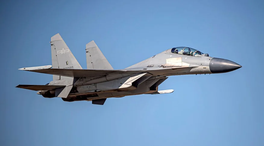  Taiwan relata dezenas de aeronaves chinesas em sua zona de defesa aérea 