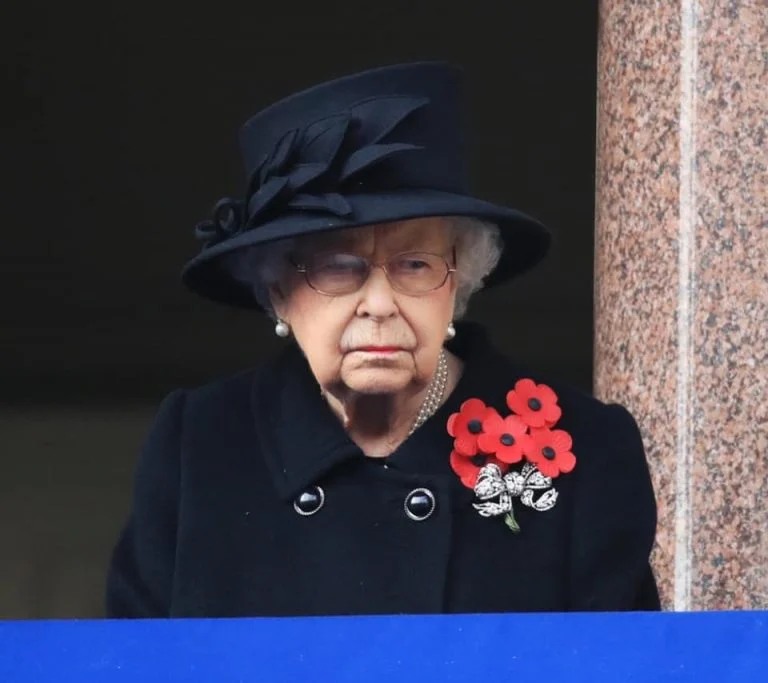 Bolsonaro decreta luto de 3 dias depois da morte da Rainha Elizabeth IIc