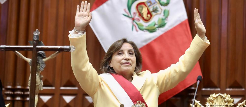 Presidente do Peru propõe antecipar eleições para 2024