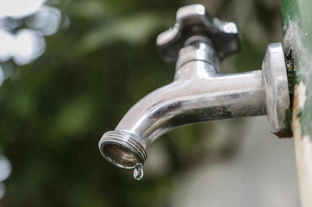 Bairros da zona Leste de Teresina ficam sem água nesta segunda-feira (11)