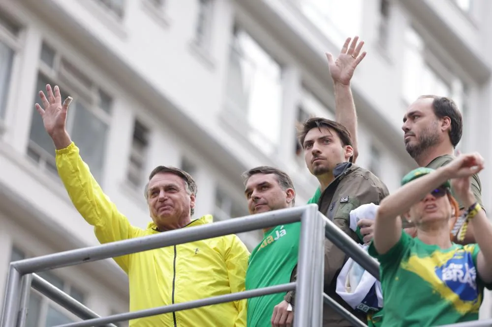 Moraes nega visita dos filhos a Bolsonaro no Dia dos Pais