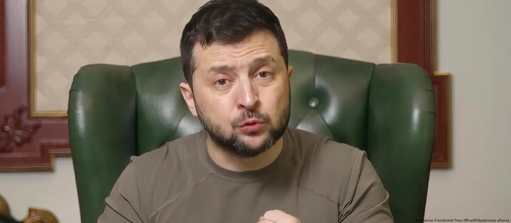 Zelenski alerta população para longa guerra contra a Rússia